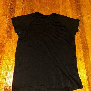 Lululemon athletica Swift Tech Short Sleeve 2.0